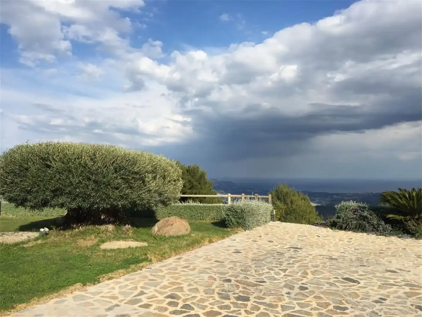 Jardí de Casa o xalet de lloguer en Benimantell, Alicante