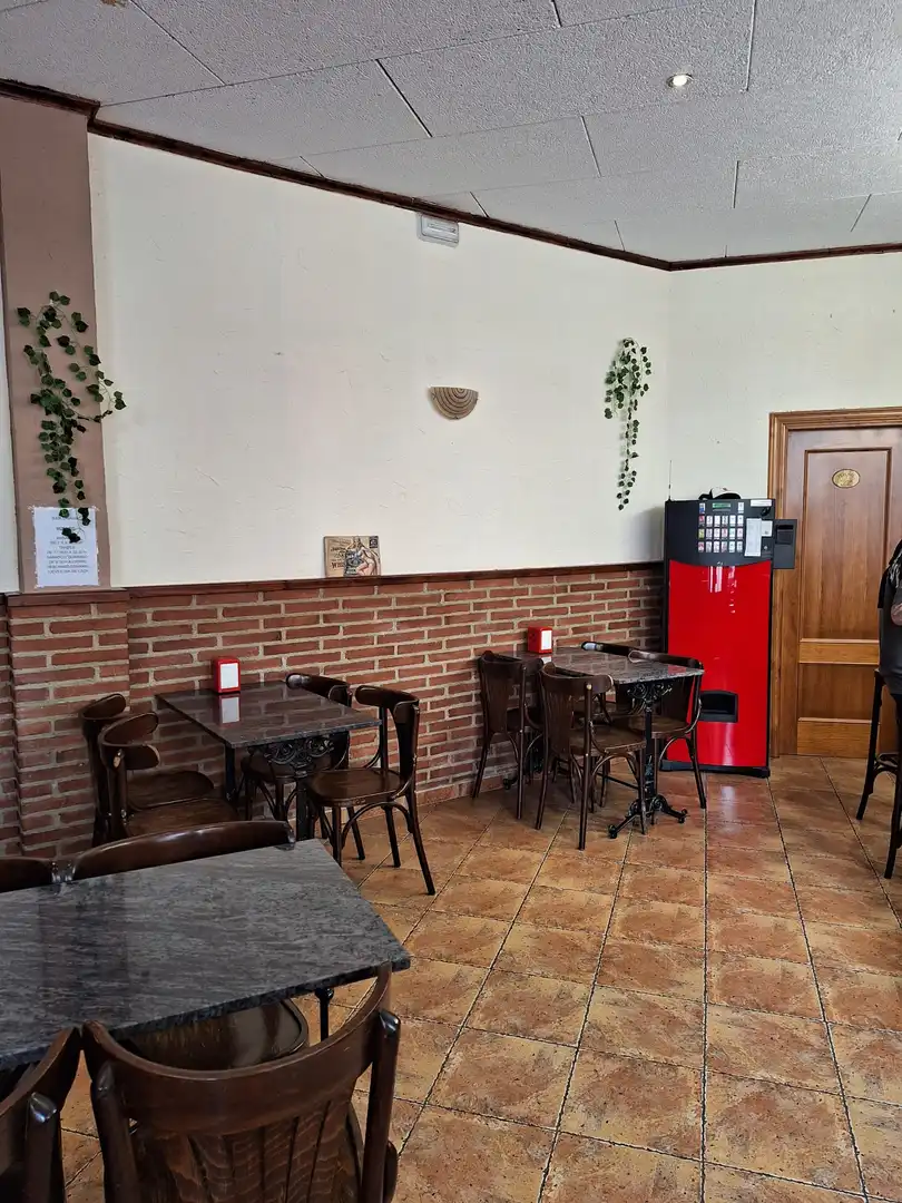 Business premises for sale in Carrer del Mas Calvo 21, imagen 6