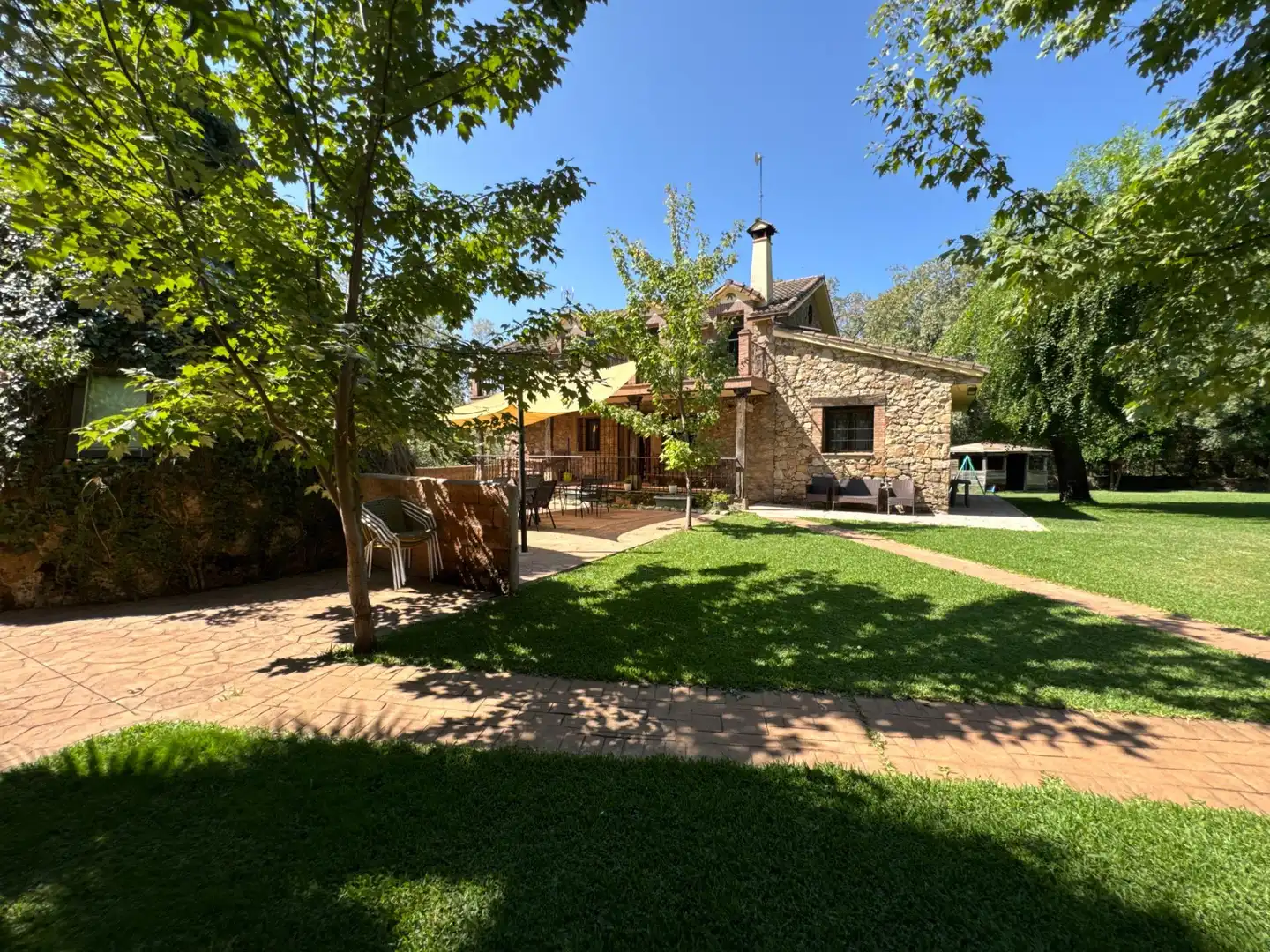 Jardí de Casa o xalet en venda en Candeleda amb Aire condicionat, Calefacció i Jardí privat