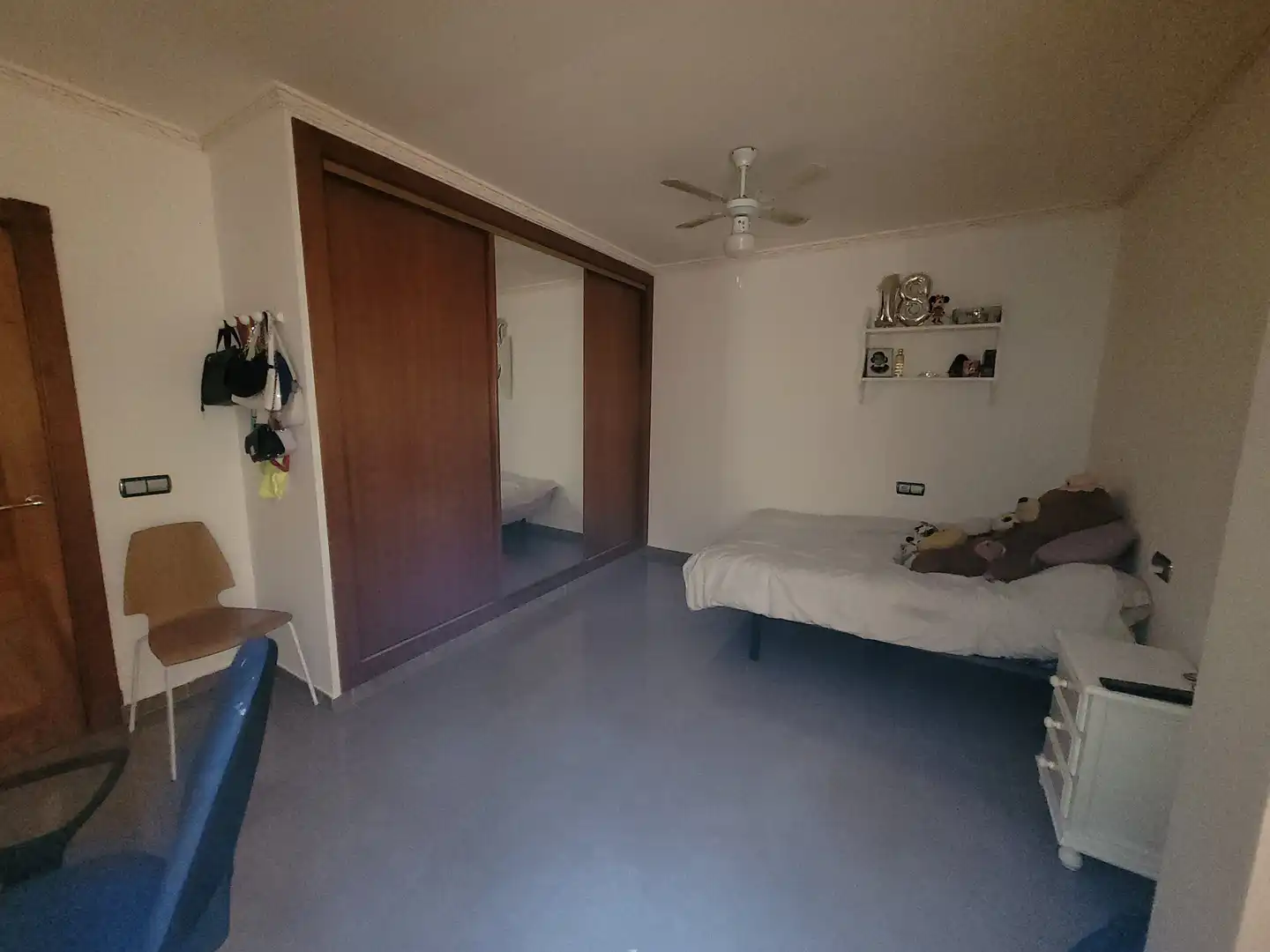 Bedroom of Buildings for sale in Benalmádena