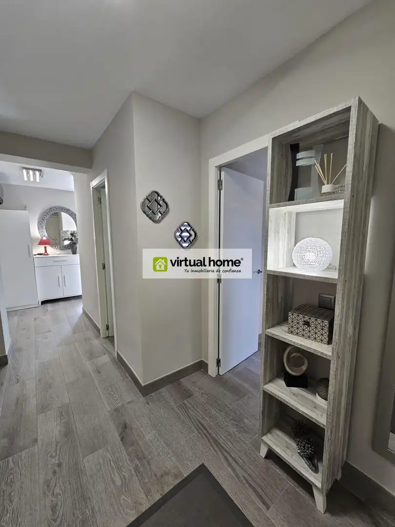 Wohnung zum Verkauf in Benidorm mit Klimaanlage, Terrasse und Möbliert