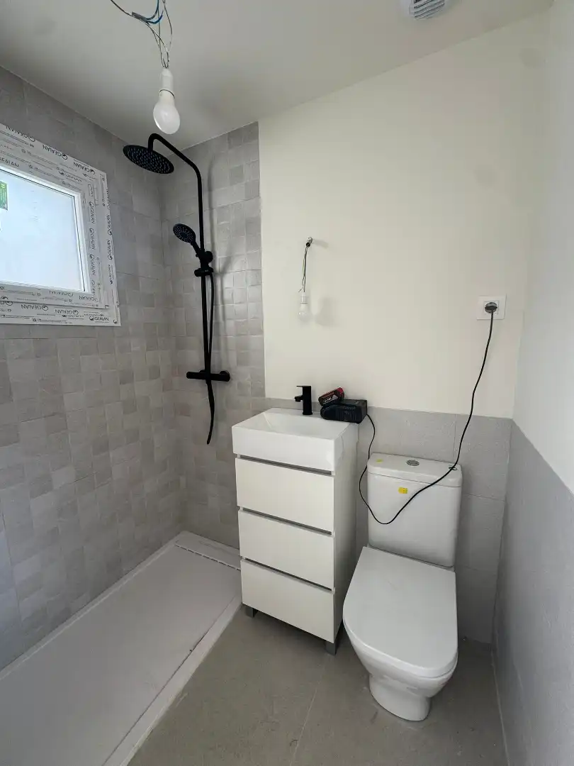 Bathroom of Detached homes for sale in Alpedrete  with Air Conditioner, Private garden and Terrace