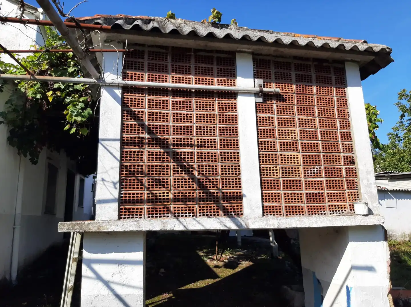 Exterior view of Houses for sale in Ferrol  with Furnished