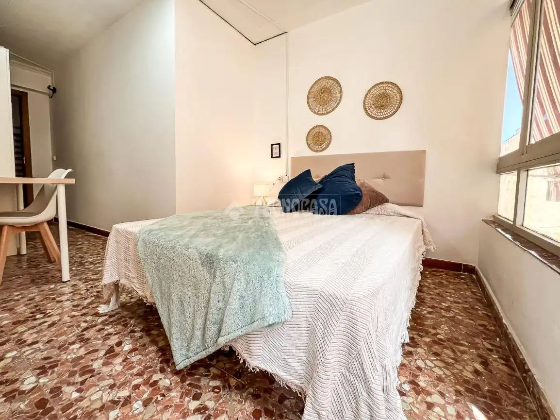 Bedroom of Flat for sale in Málaga  with Terrace and Storage room