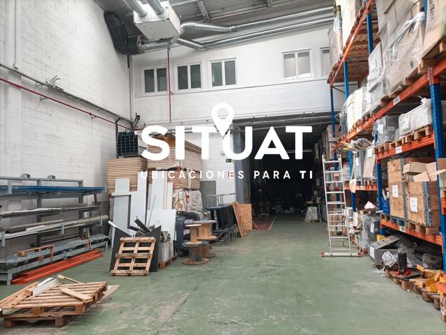 Nave industrial en Alquiler en Carrer de la Indústria, 4 en El Pla