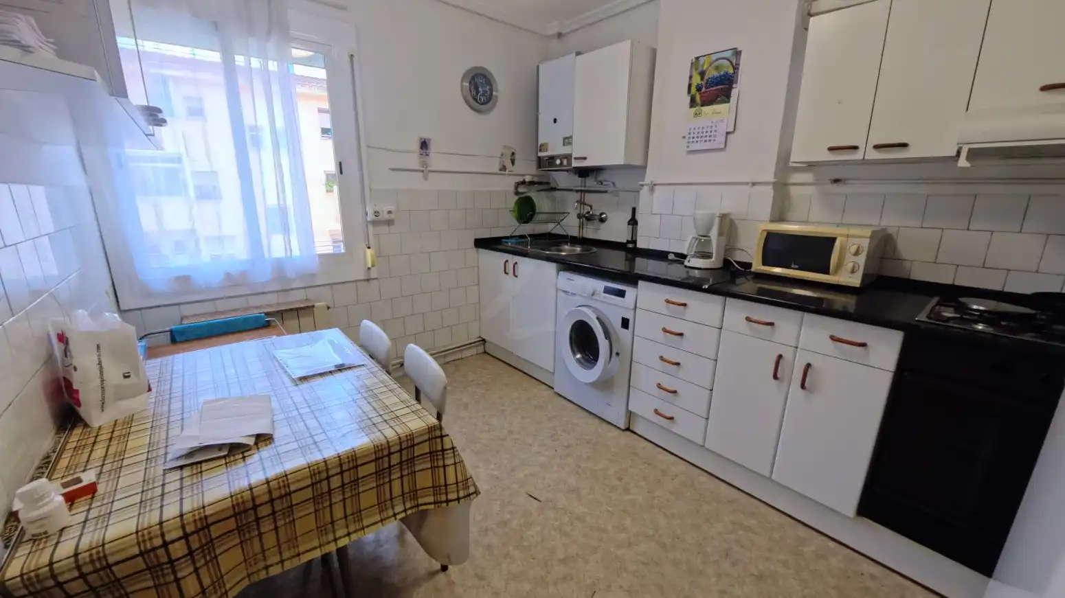 Cocina de Piso en venta en  Logroño con Calefacción, Jardín privado y Amueblado