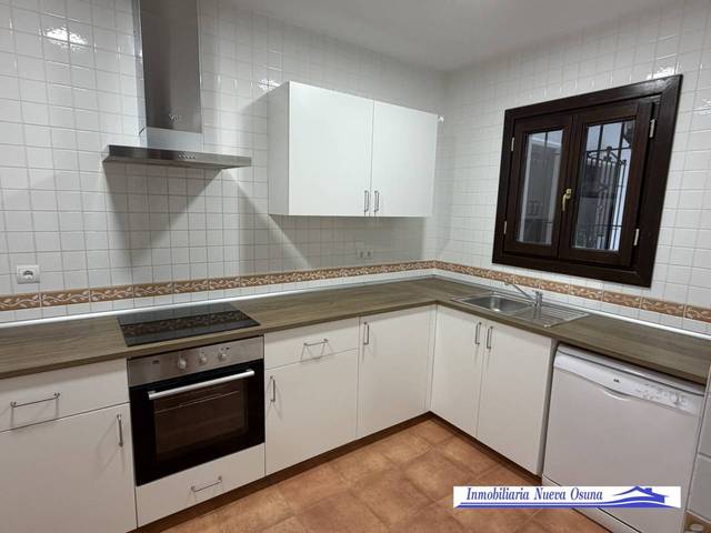 Casa-chalet en Venta en Calle Tesorero en Osuna