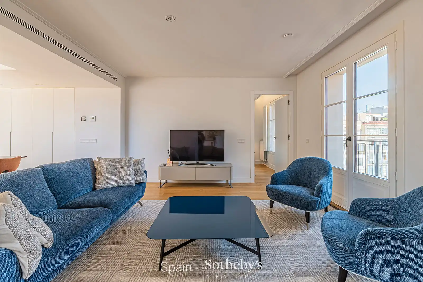 Living room of Apartments for sale in Barcelona  with Air Conditioner, Heating and Terrace