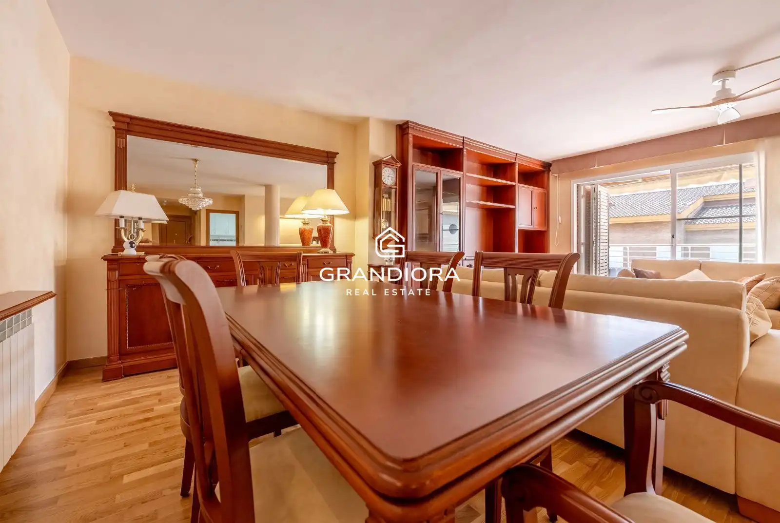 Esszimmer von Maisonette zur Miete in Sant Andreu de Llavaneres mit Klimaanlage, Terrasse und Schwimmbad