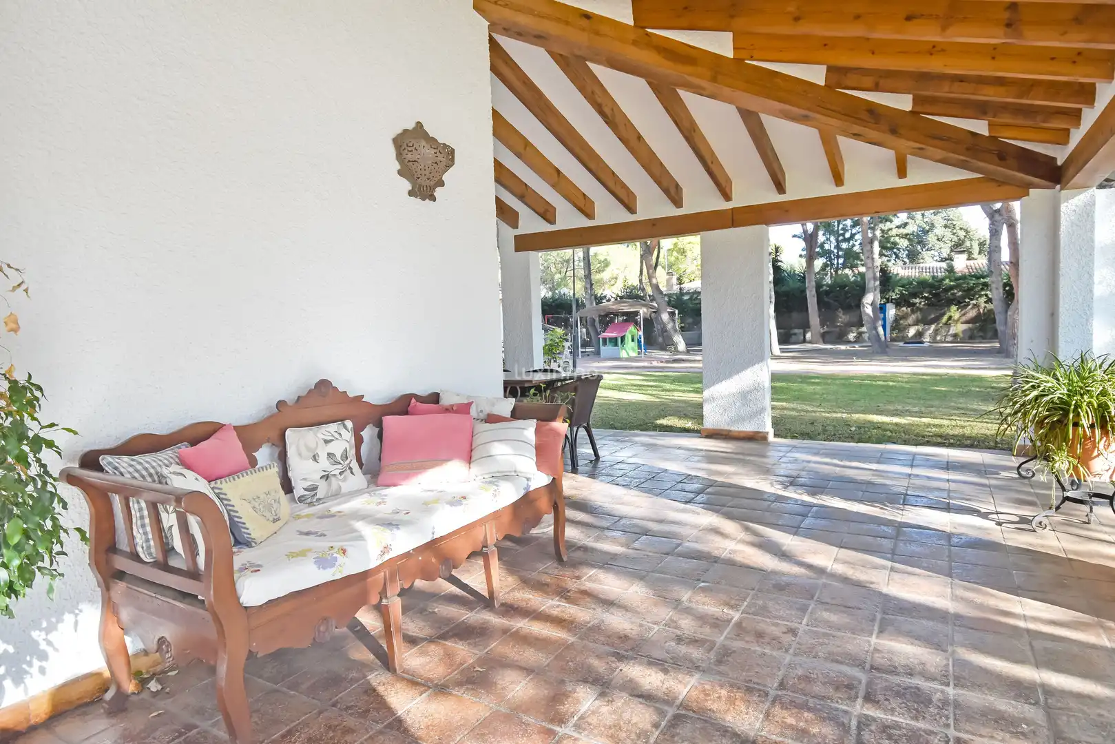 Jardí de Casa o xalet en venda en Alicante / Alacant amb Calefacció, Terrassa i Traster