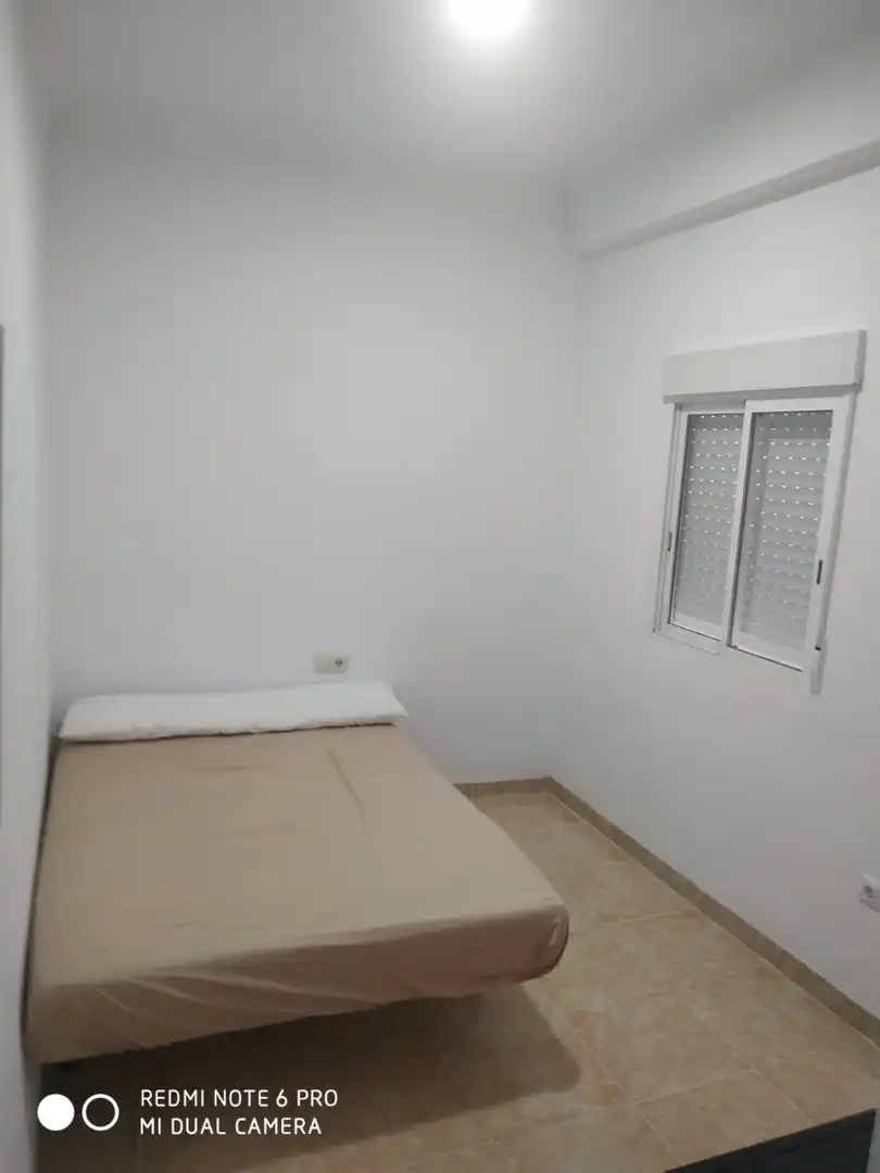 Schlafzimmer von Wohnung zur Miete in Alicante / Alacant mit Möbliert
