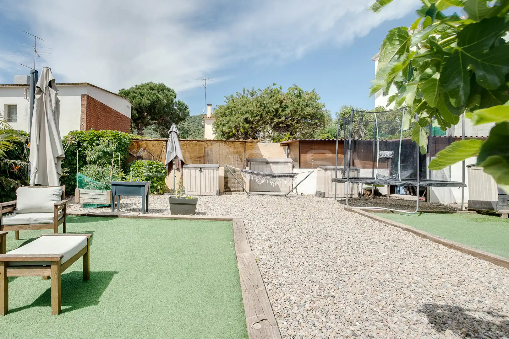 Jardí de Casa o xalet en venda en Cabrils amb Calefacció i Traster
