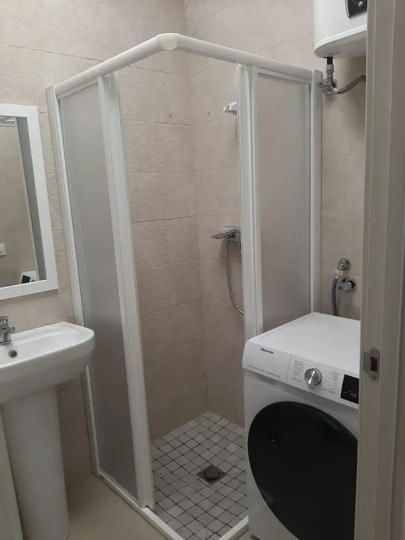Baño de Apartamento de alquiler en Villaverde del Río con Aire acondicionado y Amueblado