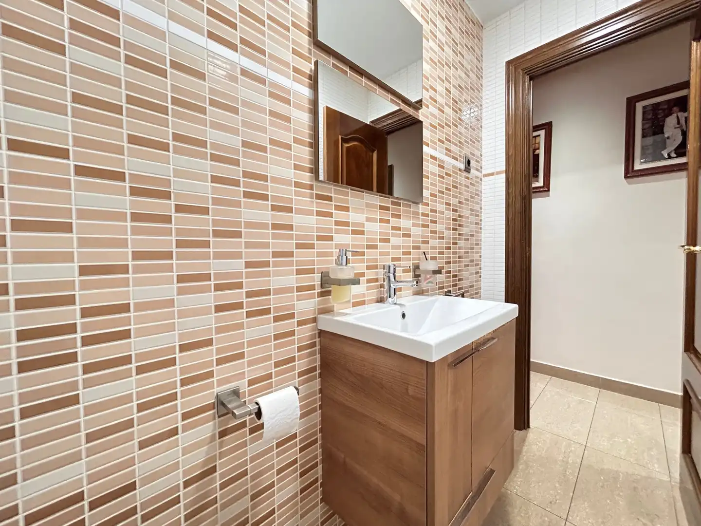 Bathroom of Houses for sale in Sant Boi de Llobregat  with Air Conditioner, Heating and Terrace