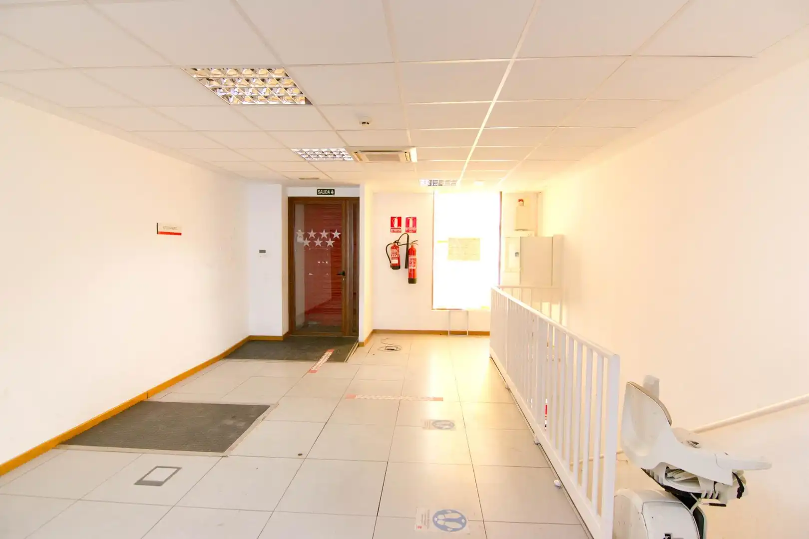 Local comercial en venda a Centro, imagen 2