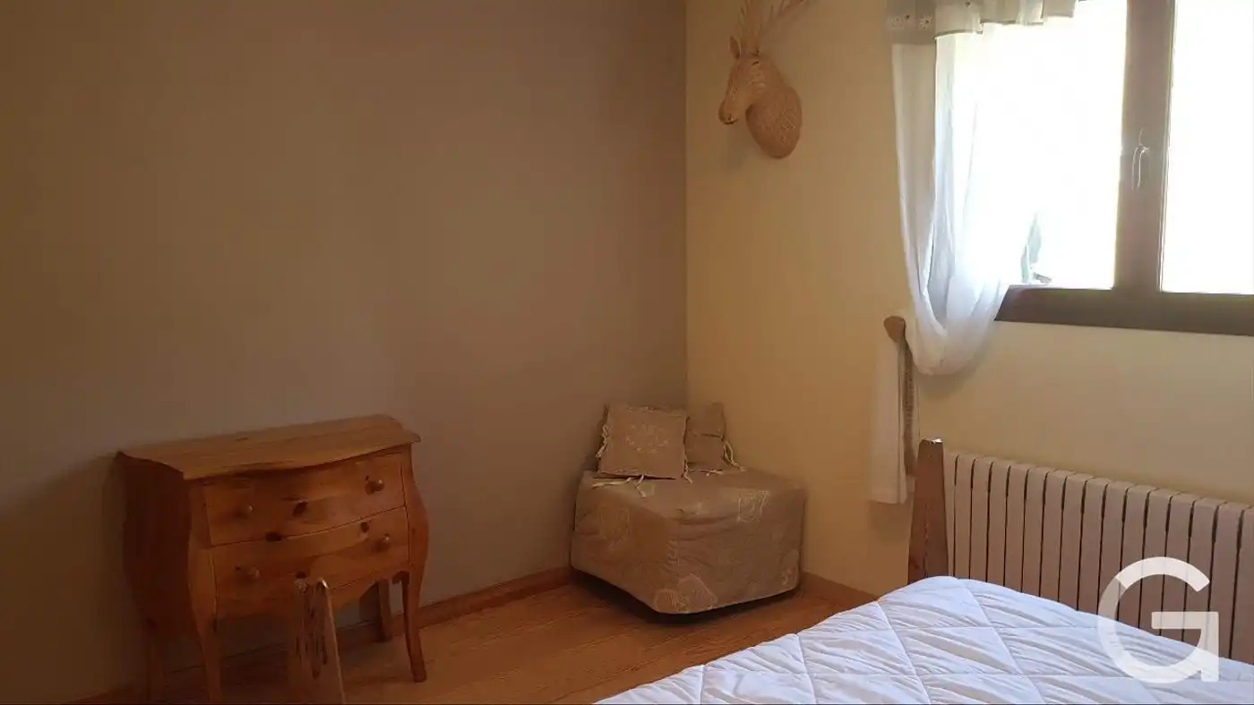 Habitación de Casa adosada en venta en Encamp con Amueblado