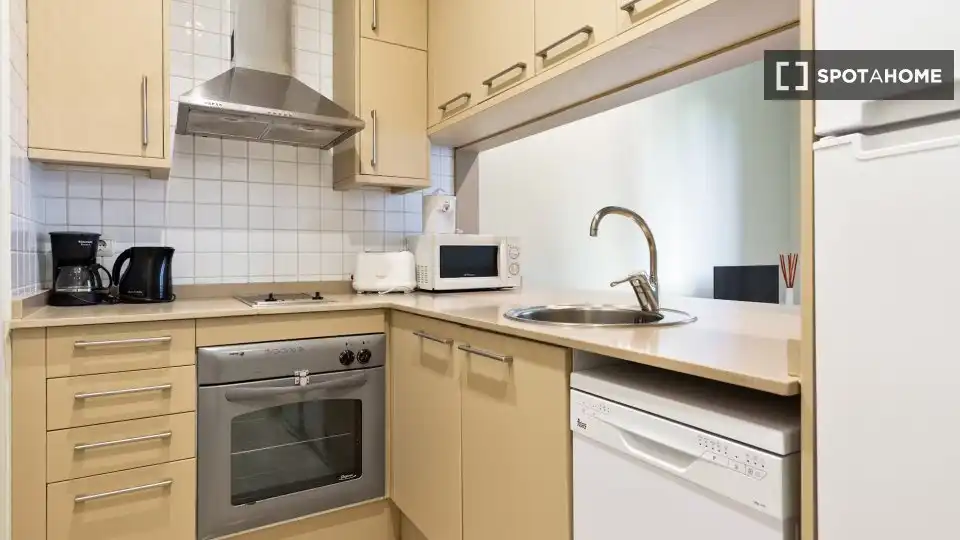 Flat with terrace to rent in Ciutat Vella, imagen 9