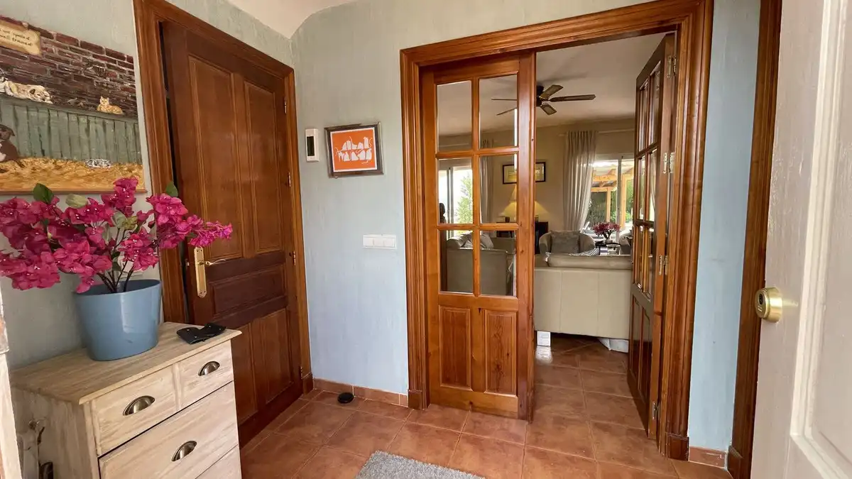 Houses for sale in Coín  with Air Conditioner, Storage room and Furnished