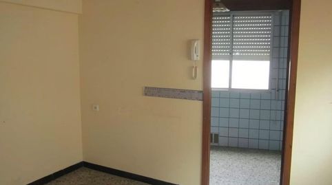 Foto 2 de Piso en venta en Avenida Alcala Galiano, 6, Santa Uxía de Ribeira, Ribeira