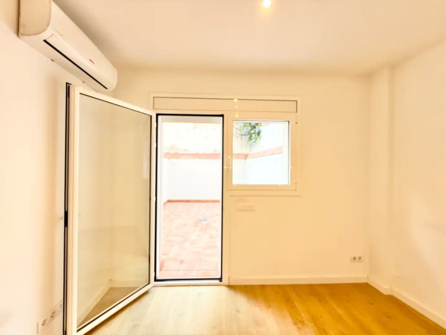 Habitación de Estudio en venta en Barcelona con Aire acondicionado, Calefacción y Parquet