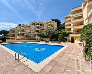 Exterior view of Flat for sale in Sant Feliu de Guíxols  with Heating, Private garden and Swimming Pool