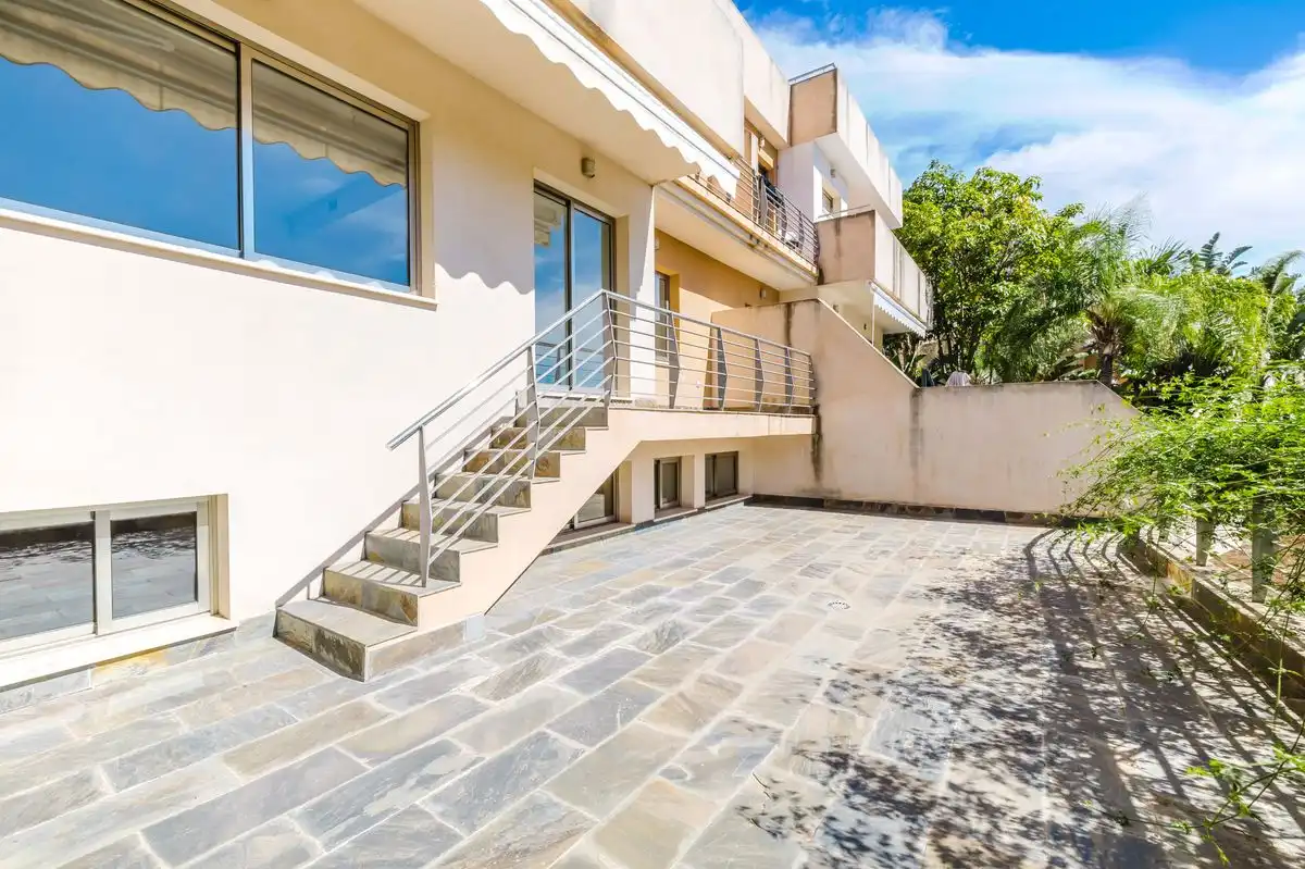 Terrassa de Casa adosada en venda en Málaga amb Aire condicionat, Calefacció i Jardí privat