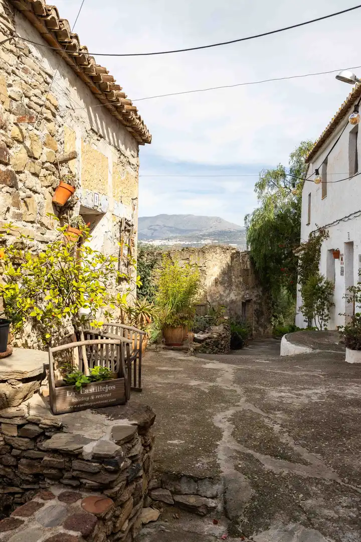 Vista exterior de Edificio en venta en Viñuela