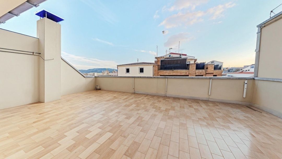 Terraza de Ático en venta en Igualada con Calefacción, Terraza y Amueblado