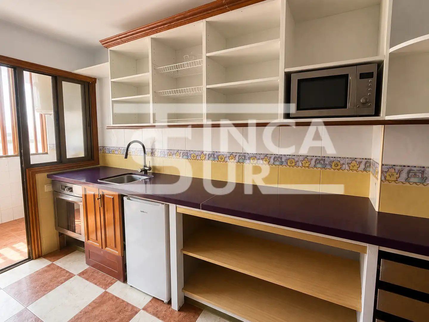 Cocina de Apartamento en venta en Roquetas de Mar con Terraza y Amueblado