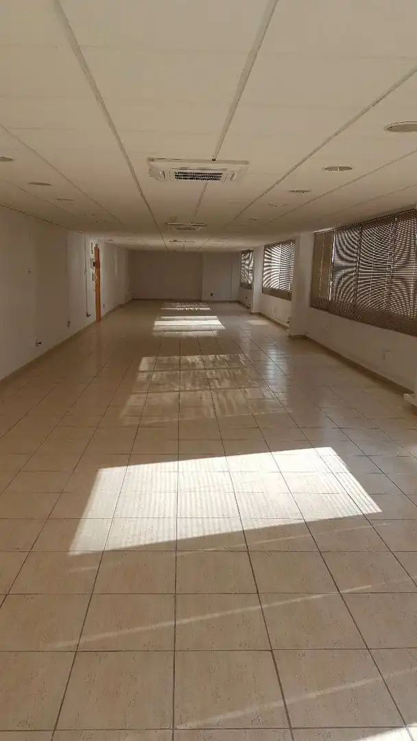 Office space with lift for sale in Isleta - Puerto - Guanarteme, imagen 2