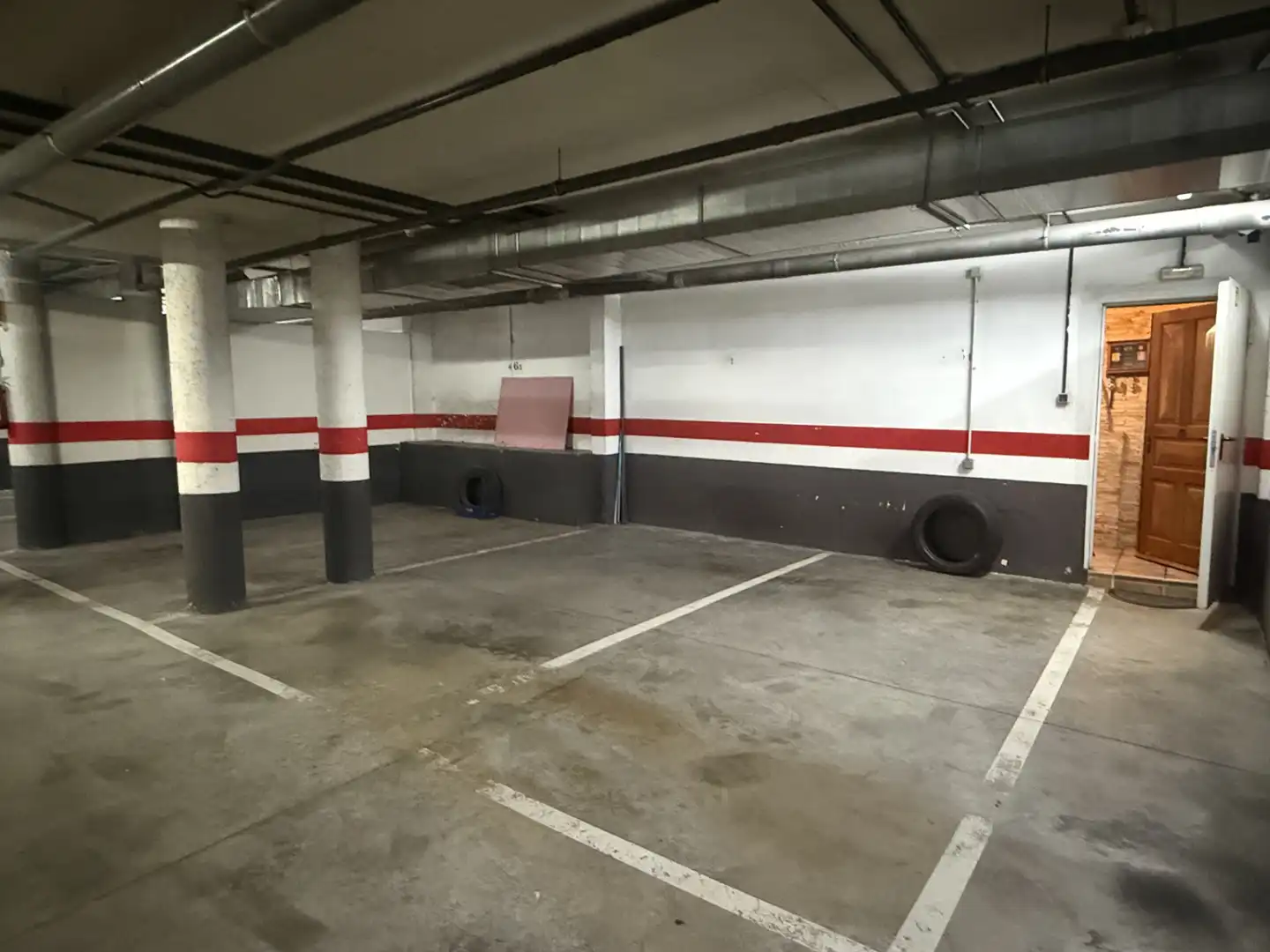 Parking of Houses for sale in Alcalá de Henares  with Air Conditioner, Heating and Private garden