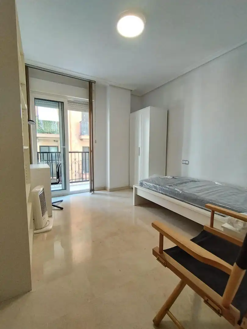 Habitación de Piso de alquiler en Murcia con Aire acondicionado, Amueblado y Balcón