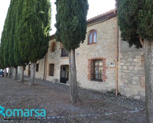 Vista exterior de Casa o xalet en venda en Wamba amb Terrassa