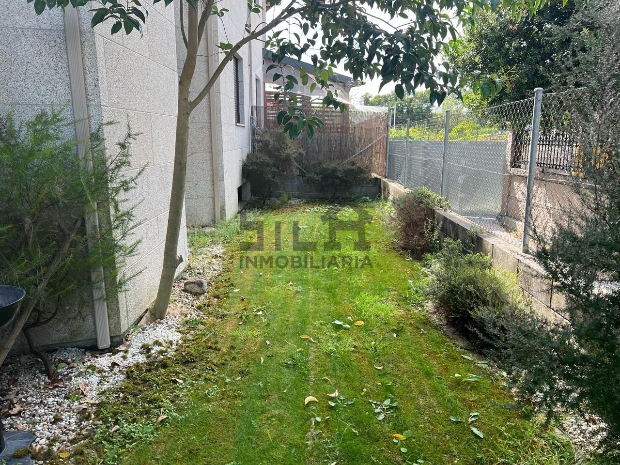 Jardí de Casa o xalet en venda en San Cibrao das Viñas amb Calefacció, Jardí privat i Terrassa