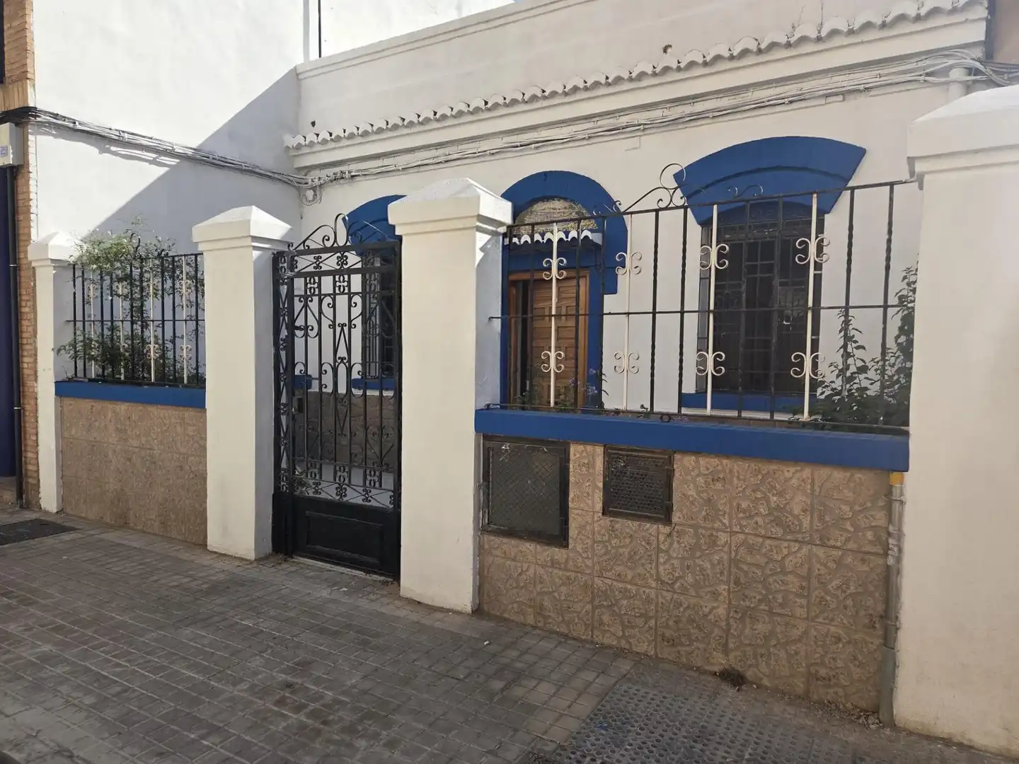 Exterior view of Houses for sale in Valencia  with Air Conditioner, Heating and Private garden