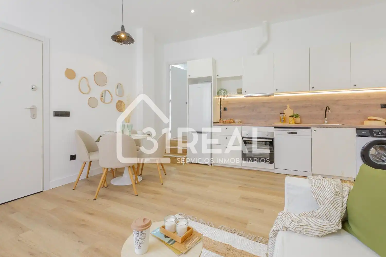 Living room of Flat for sale in Madrid  with Heating and Furnished