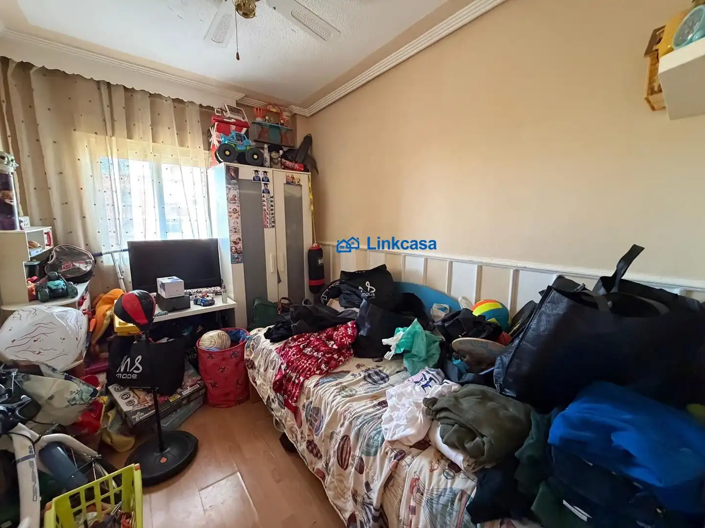 Bedroom of Flat for sale in Móstoles  with Air Conditioner, Heating and Terrace