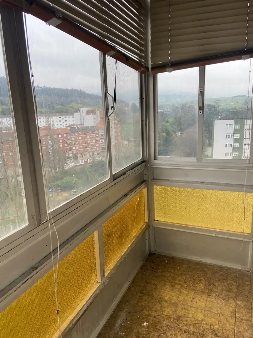 Terraza de Piso en venta en Avilés con Calefacción y Balcón