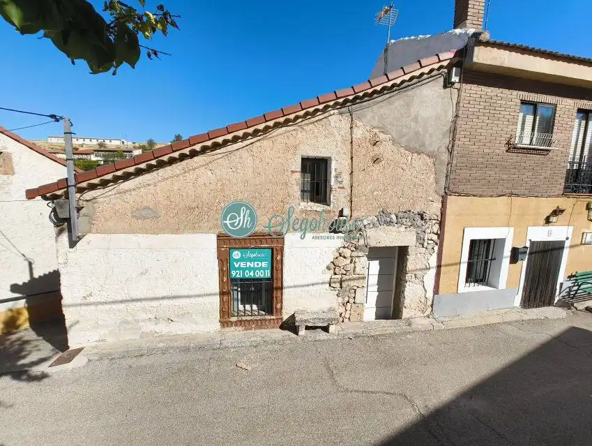 Vista exterior de Casa o chalet en venta en Fuentesoto con Calefacción