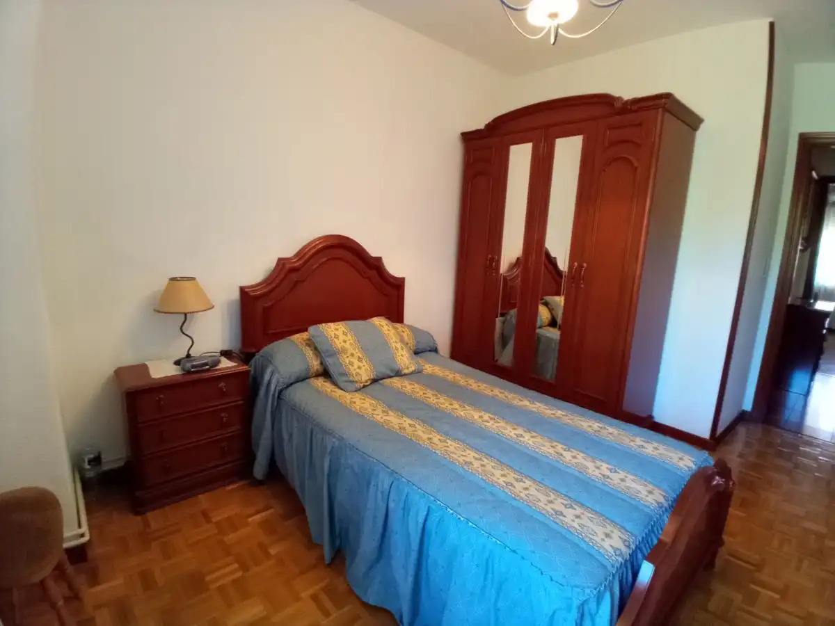 Bedroom of Flat for sale in Valladolid  with Heating, Parquet flooring and Terrace