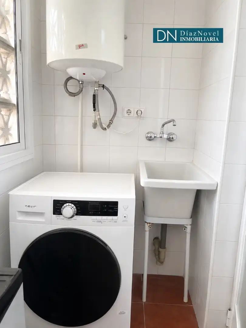 Baño de Piso de alquiler en Rincón de la Victoria con Aire acondicionado, Terraza y Amueblado