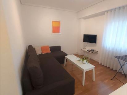 Wohnzimmer von Wohnungen zum verkauf in Bilbao  mit Balkon