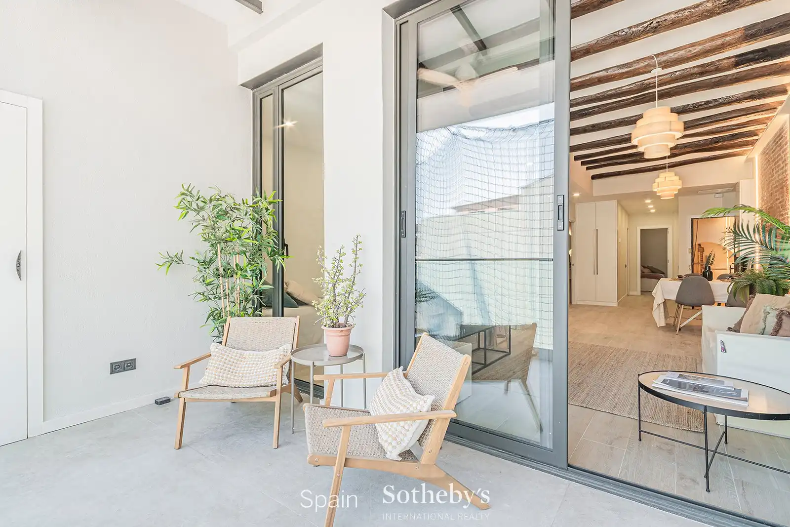 Terrassa de Apartament en venda en Barcelona amb Aire condicionat, Calefacció i Terrassa