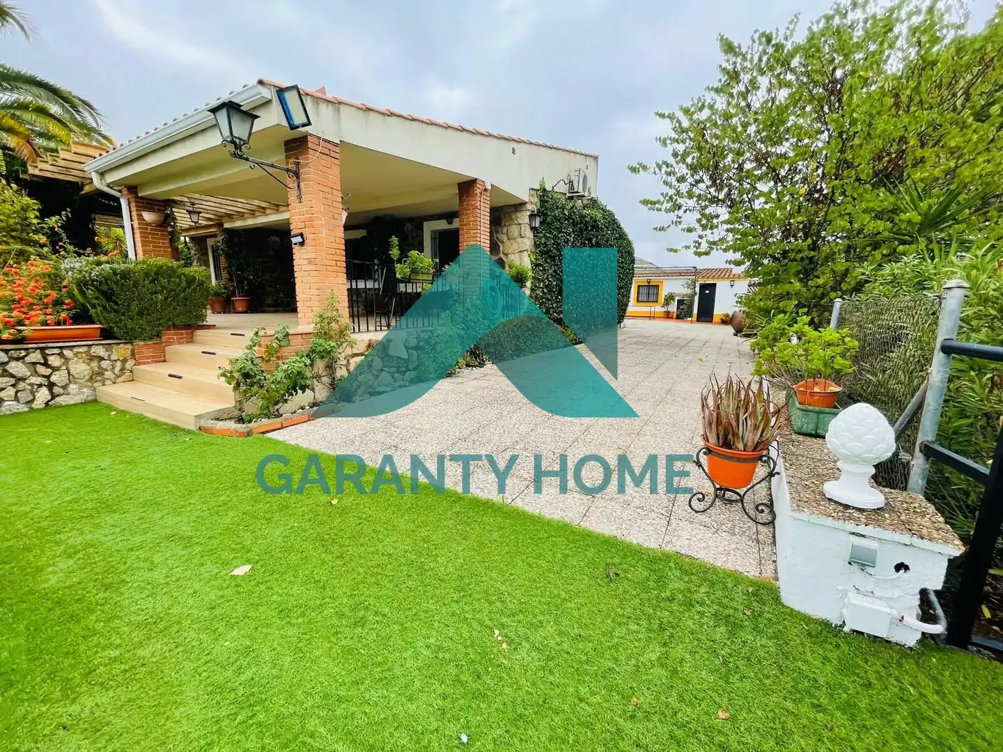 Garden of Houses for sale in Casar de Cáceres  with Air Conditioner, Private garden and Terrace
