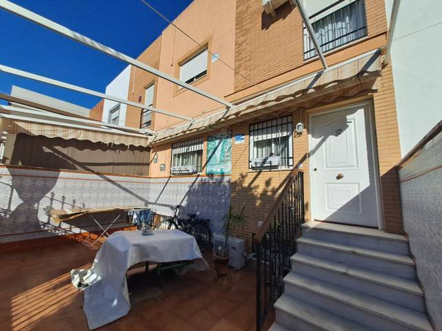 Casa-chalet en Venta en La Palma en Palmete