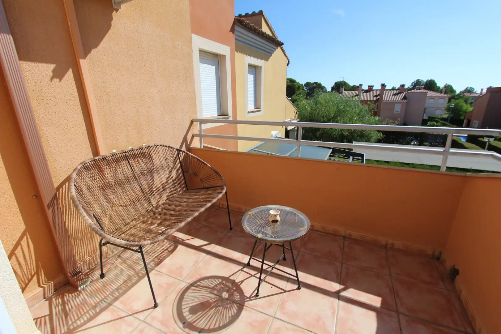 Terraza de Casa adosada en venta en Mont-roig del Camp con Aire acondicionado, Jardín privado y Amueblado
