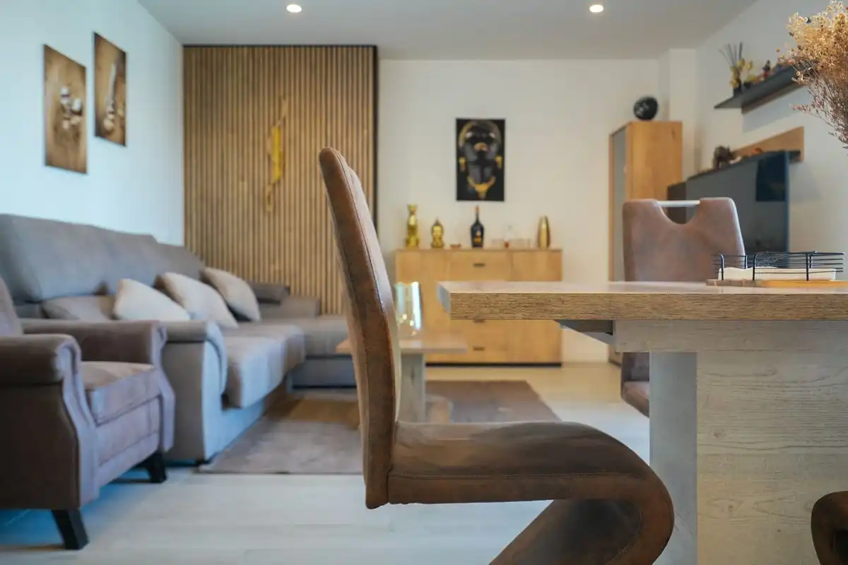 Sala de estar de Ático en venta en Alcalá de Henares con Aire acondicionado, Calefacción y Jardín privado