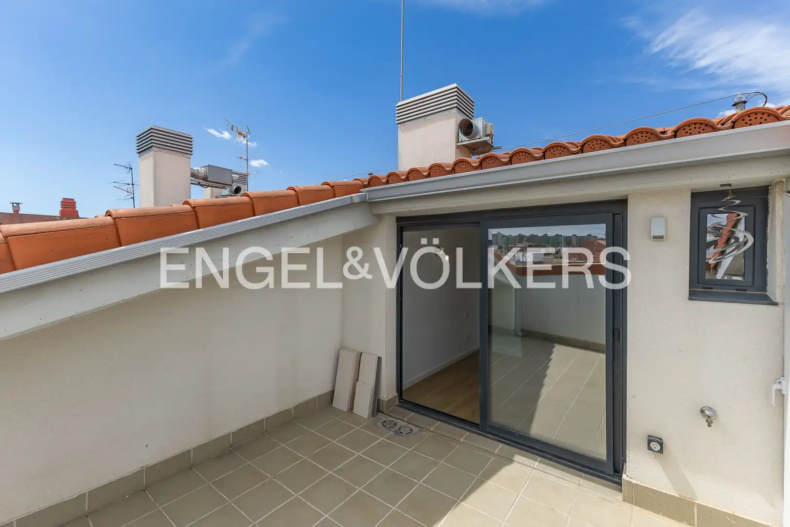 Terrassa de Àtic en venda en Cornellà de Llobregat amb Aire condicionat, Calefacció i Terrassa