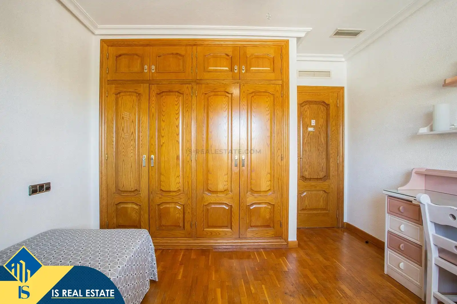 Chalet con jardín en venta en Zona Carrefour - Urbanizaciones, imagen 32