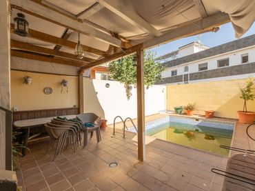 Casa amb piscina en venda a Calle LANZAROTE